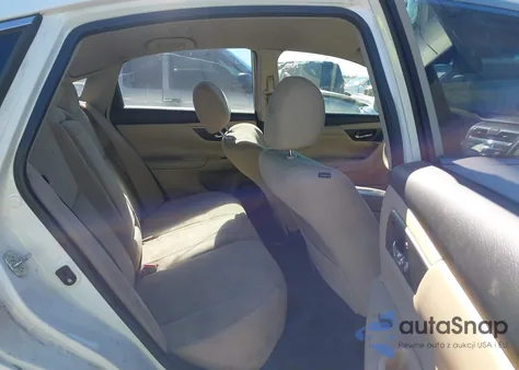 2015 Nissan Altima 2.5 S из США, поврежденный, VIN 1N4AL3AP3FC477463